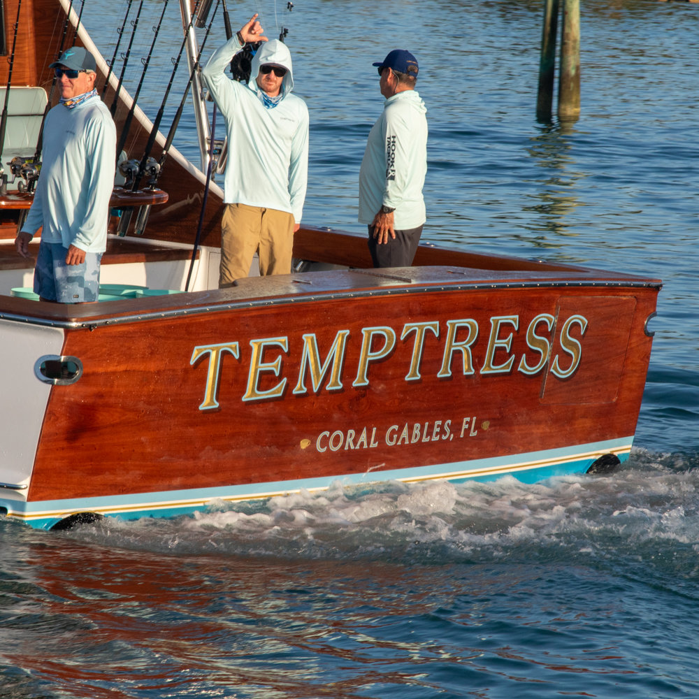 Temptress photo