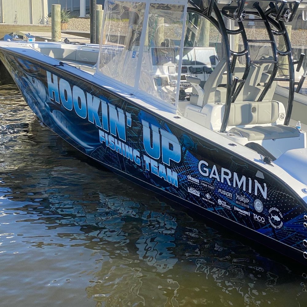 Hookin' Up Fishing Team