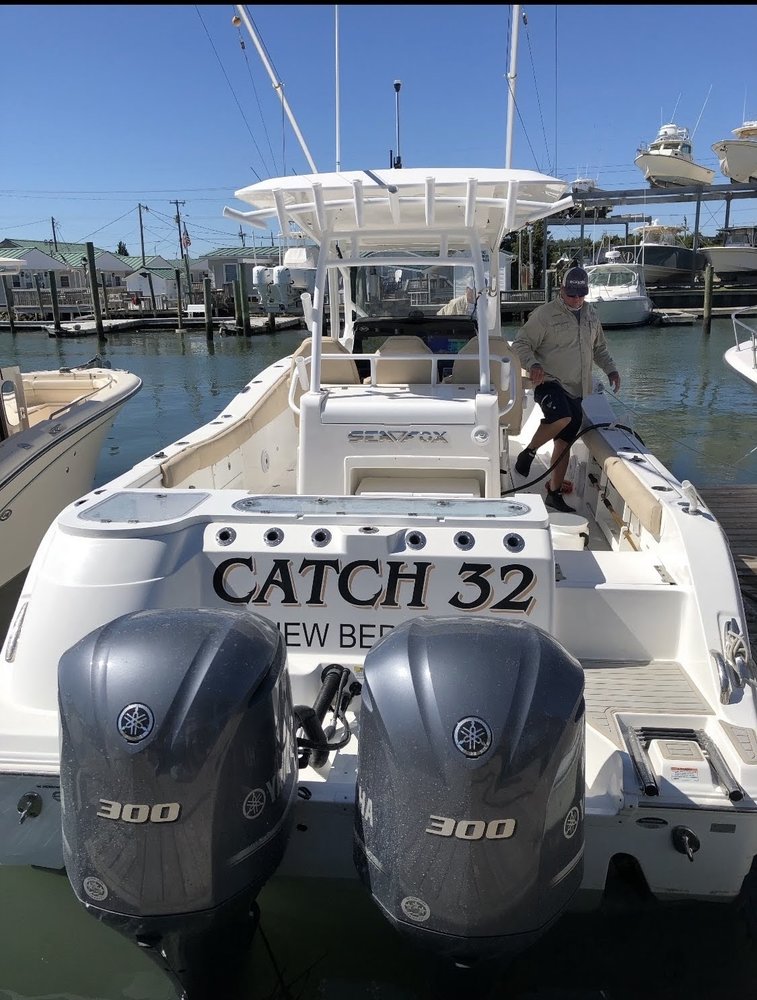 Catch 32 photo