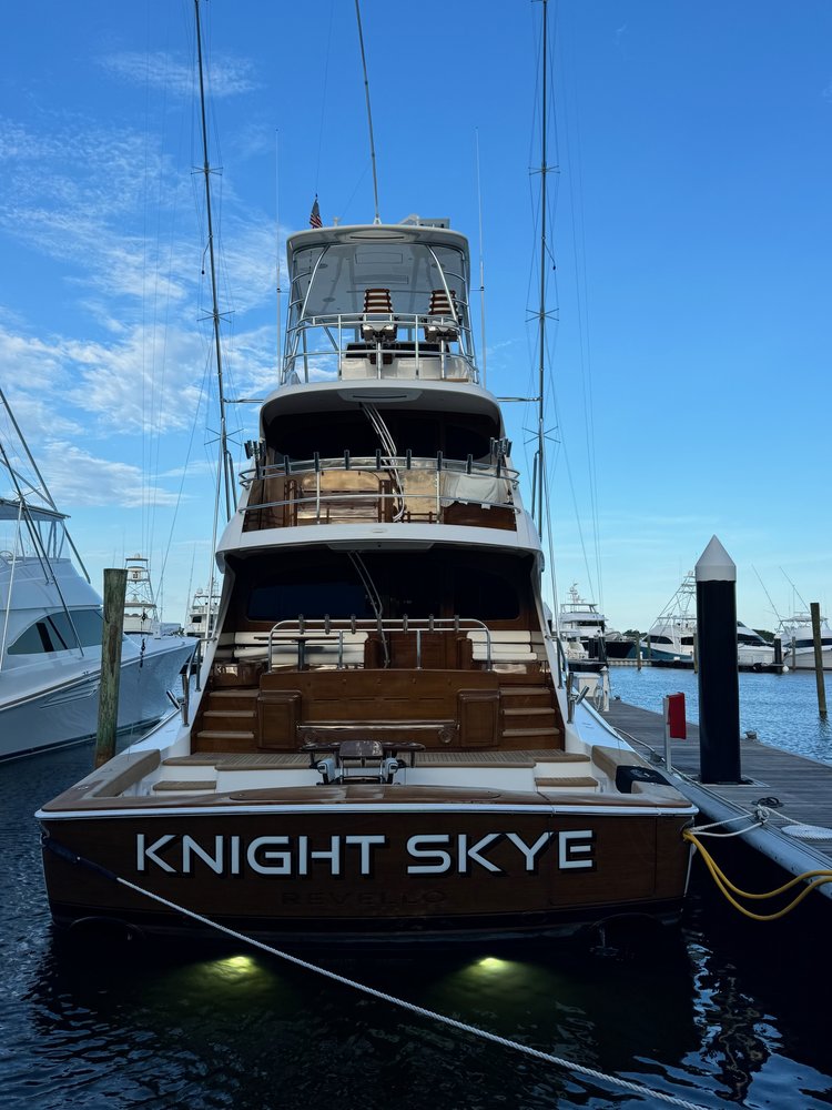 KNIGHT SKYE photo